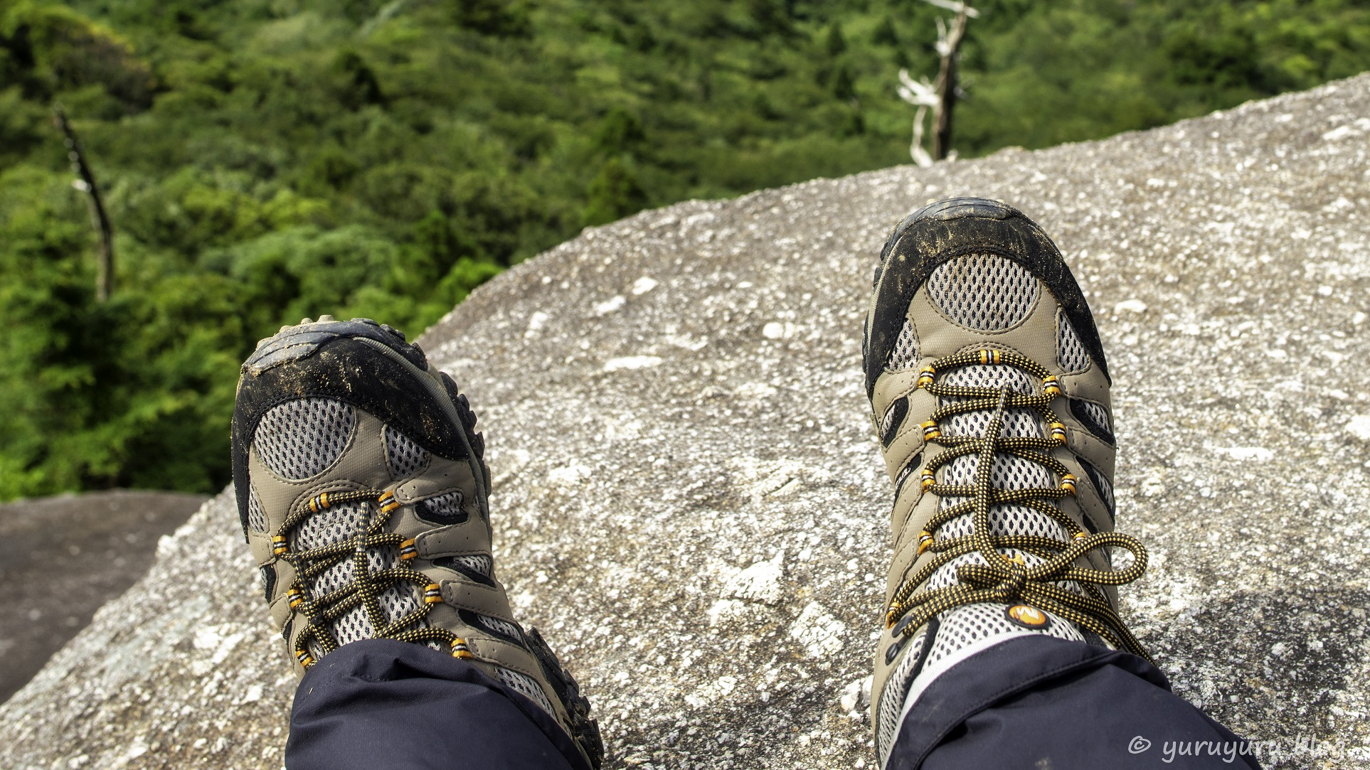 初心者にもおすすめ！メレル（MERRELL）モアブ2を屋久島で使ってみた